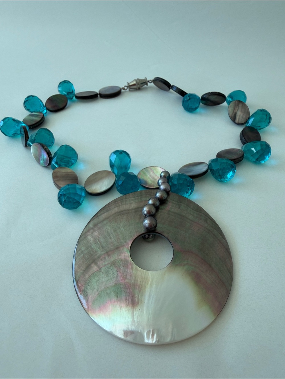 Turquoise Blue quartz pearl Shell / pearl necklace Pendant .